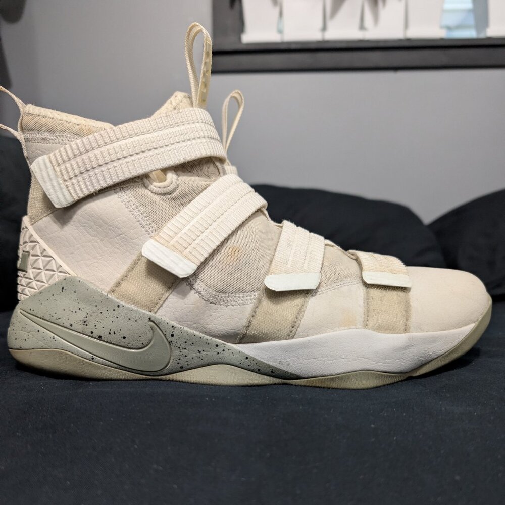 Nike Lebron Soldier 11 - Size 11 - Light Bone